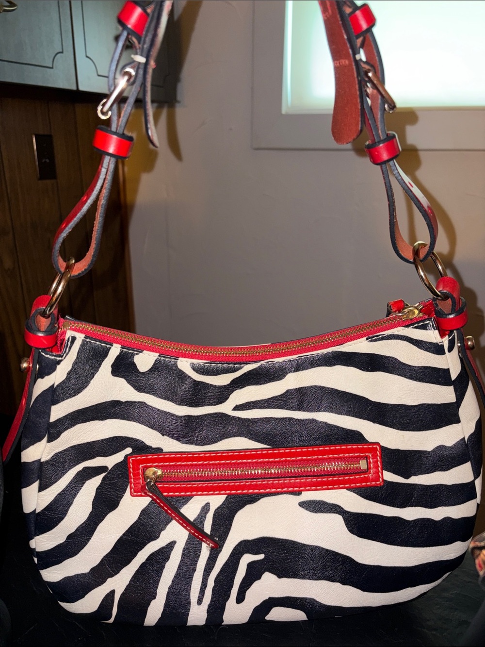Dooney & Bourke Vintage EUC Black-and-White Zebra Shoulder Bag with Red Trim - Picture 3 of 5